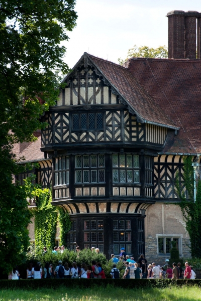 Potsdam-Neuer-Garten-Schloss-Cecilienhof2_foto-Leo-Seidel.jpg