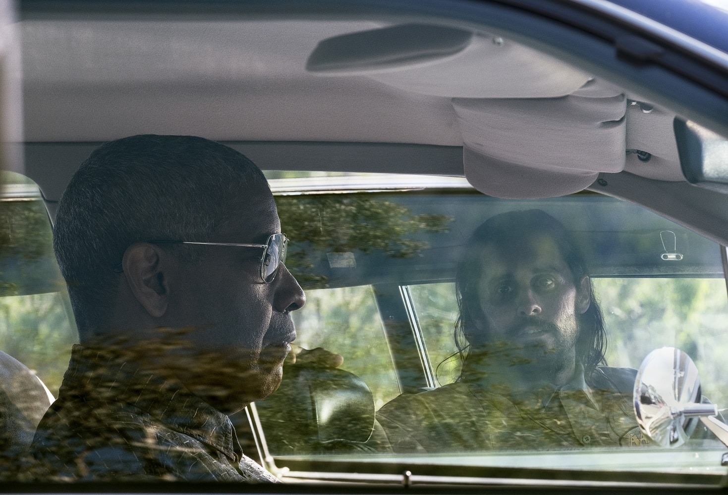 Fino all'ultimo indizio, Denzel Washington dà la caccia a Jared Leto nel thriller psicologico