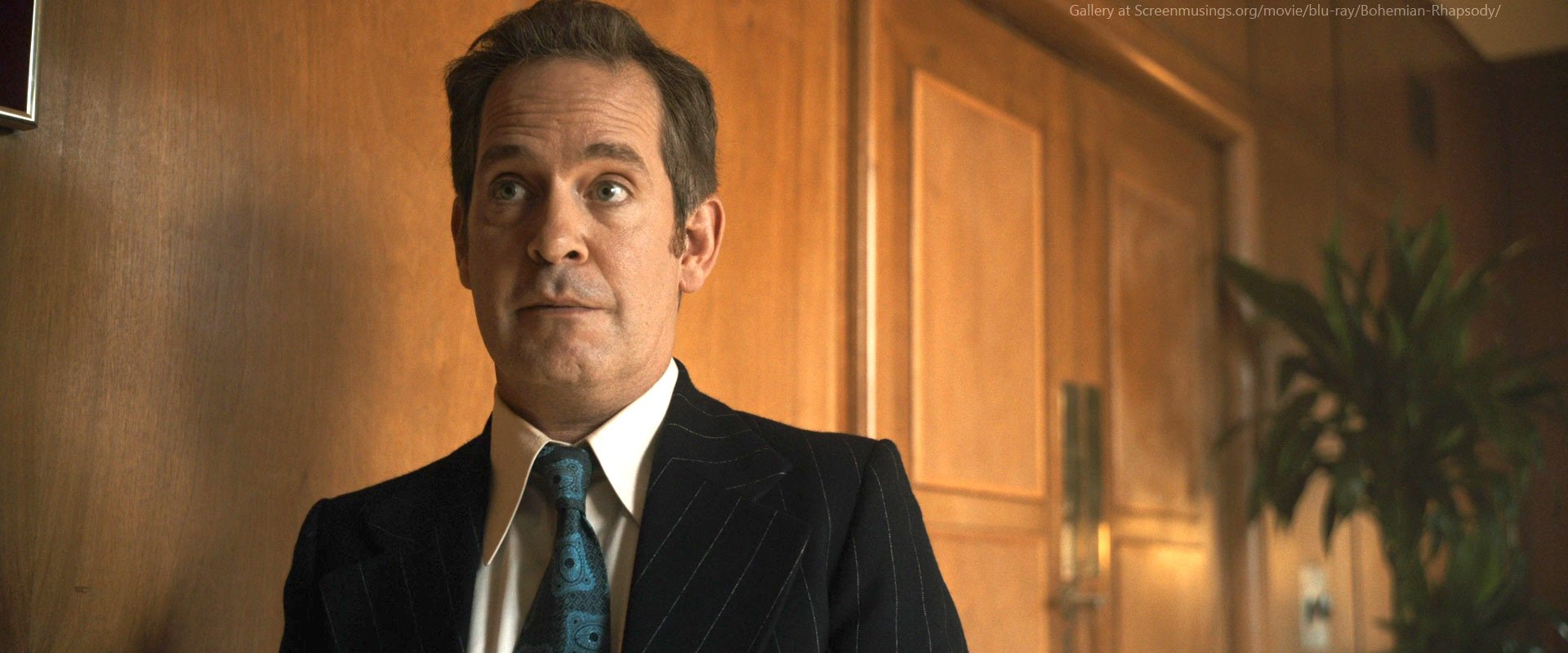 Tom Hollander