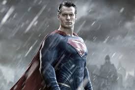 Film DC Superman, Henry Cavill non ha appeso il mantello al chiodo