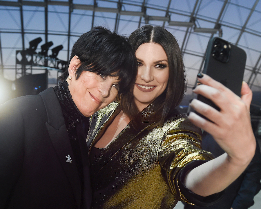 Laura-Pausini-nuovo-album-immagini-laura_pausini_oscar_20211.jpg