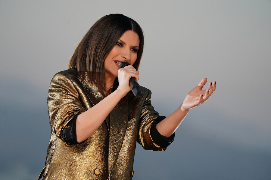 Laura-Pausini-nuovo-album-immagini-laura_pausini_oscar_20218.jpg