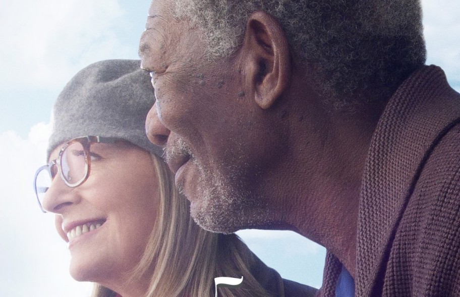 Ruth e Alex: Diane Keaton bacio da 10 a Morgan Freeman nel film in uscita il 25 giugno  