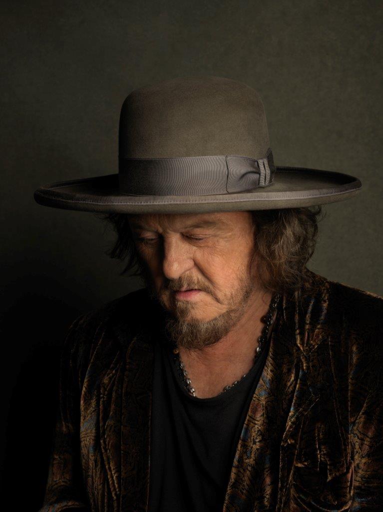 zucchero-album-e-tour---immagini-DB_Zu-Sting-STUDIO_0055_credito_obbligatorio_di_DANIELE_BARRACO_b.jpg