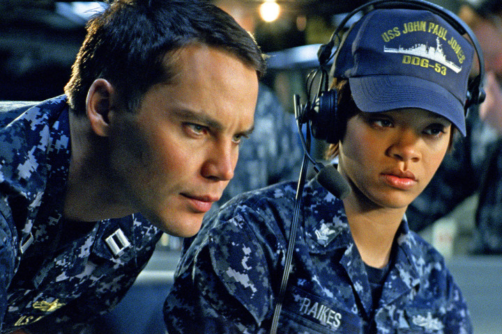 Rihanna da cantante ad attrice nel film Battleship: il trailer