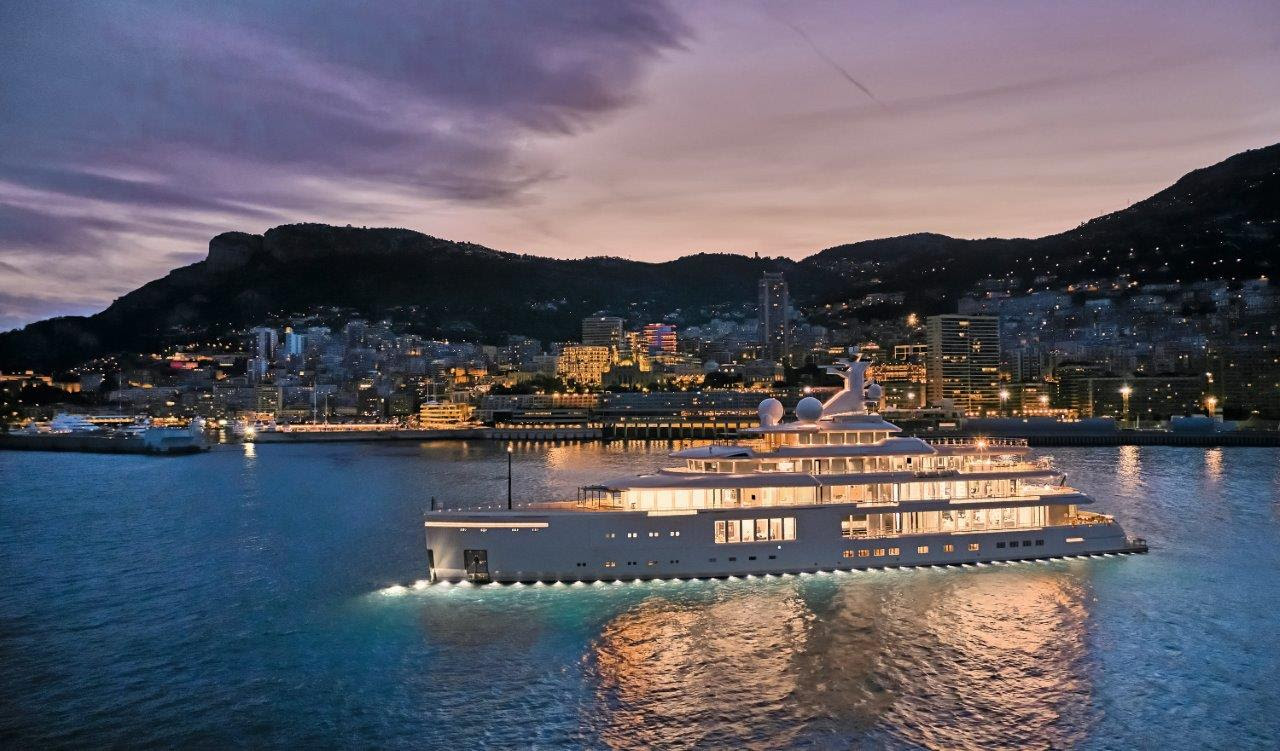 yachting--immagini-_GIGA_YACHT_LUMINOSITY_(1).jpg