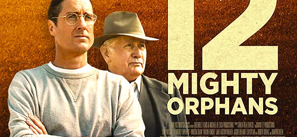 12 Mighty Orphans, il film sul riscatto sociale con Luke Wilson e Martin Sheen