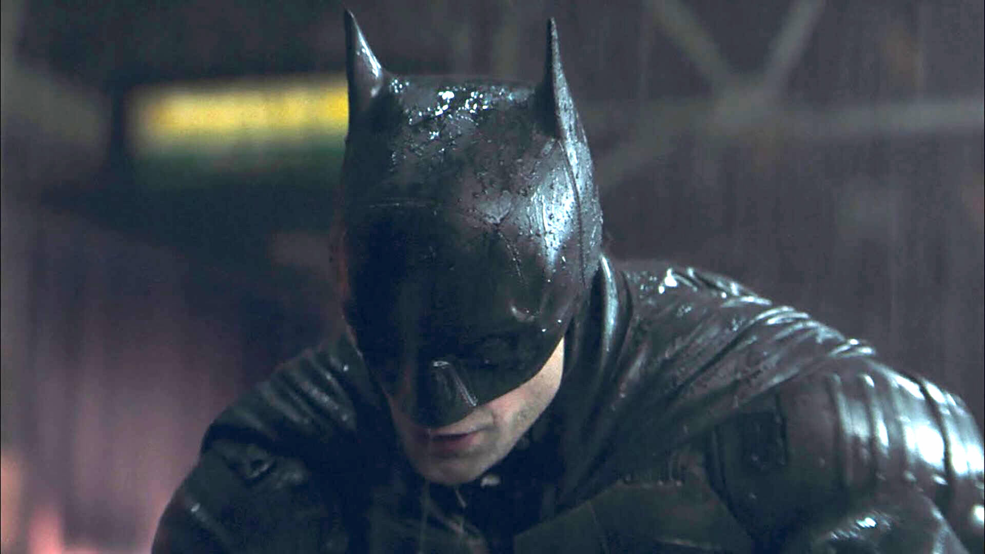 The Batman stop alle riprese, Robert Pattinson in isolamento