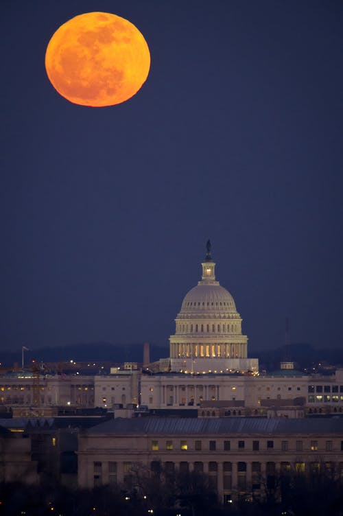 Washington. Tecnologia e ricchezza.