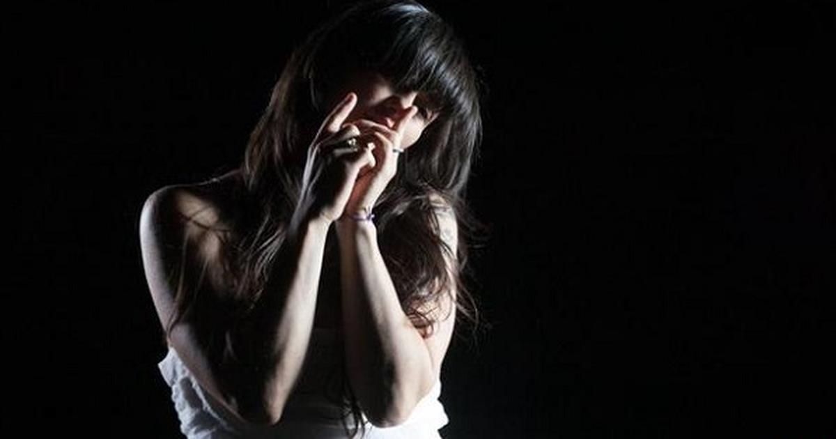 elisa-album-e-tour---immagini-elisa-anima-vola-tracklist-nuovo-album-2013jpg-1200x630.jpg