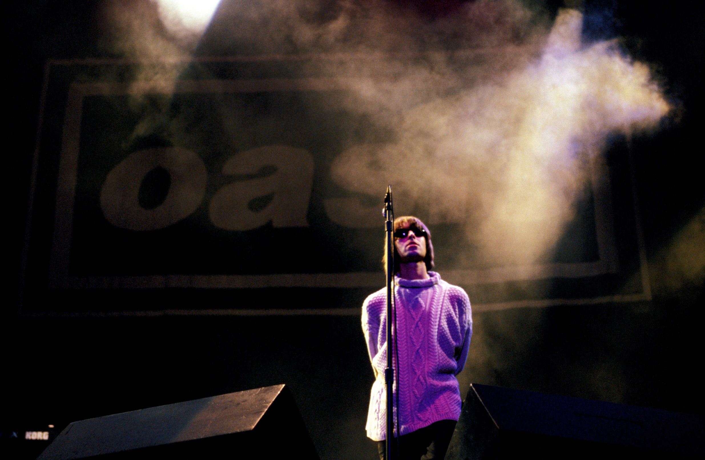 oasis-album-e-tour---immagini-Credit_Roberta_Parkin.Redferns_GettyImages-86098407_m.jpg