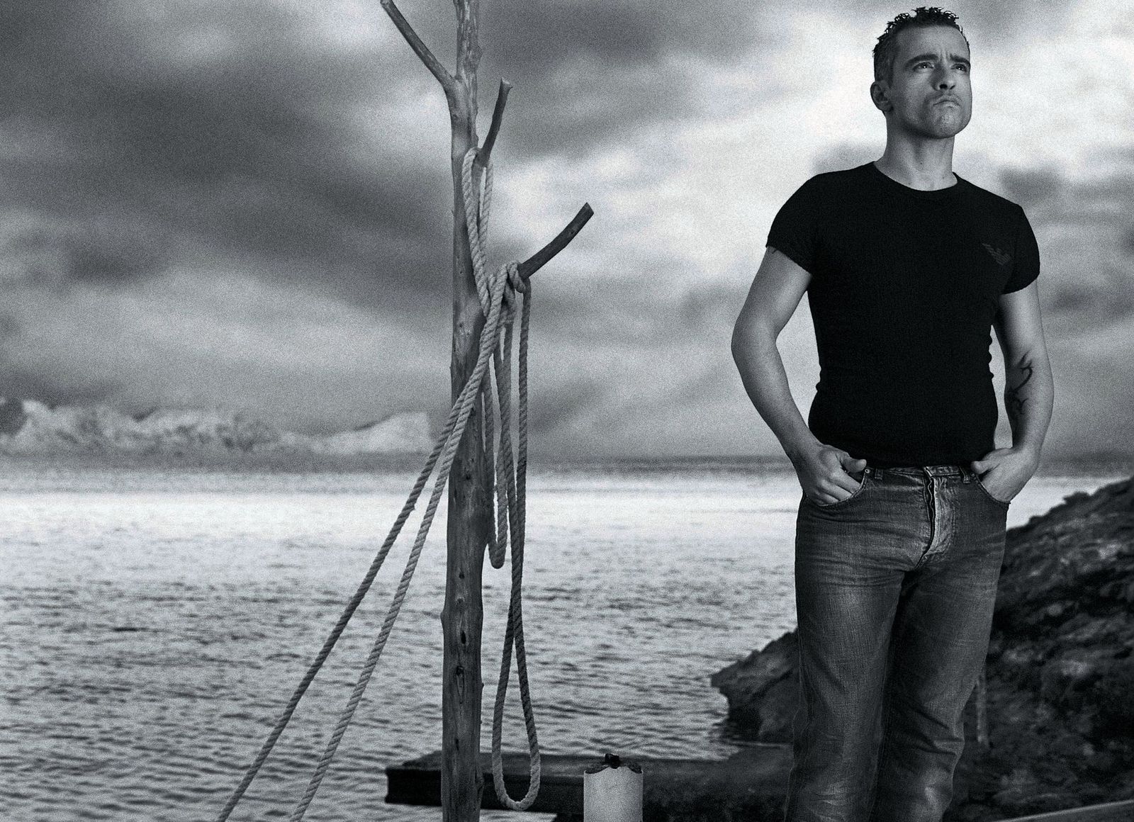 eros-ramazzotti-nuovo-album-Eros_Ramazzotti_album_e_tour_-_Immagini_(1).jpeg
