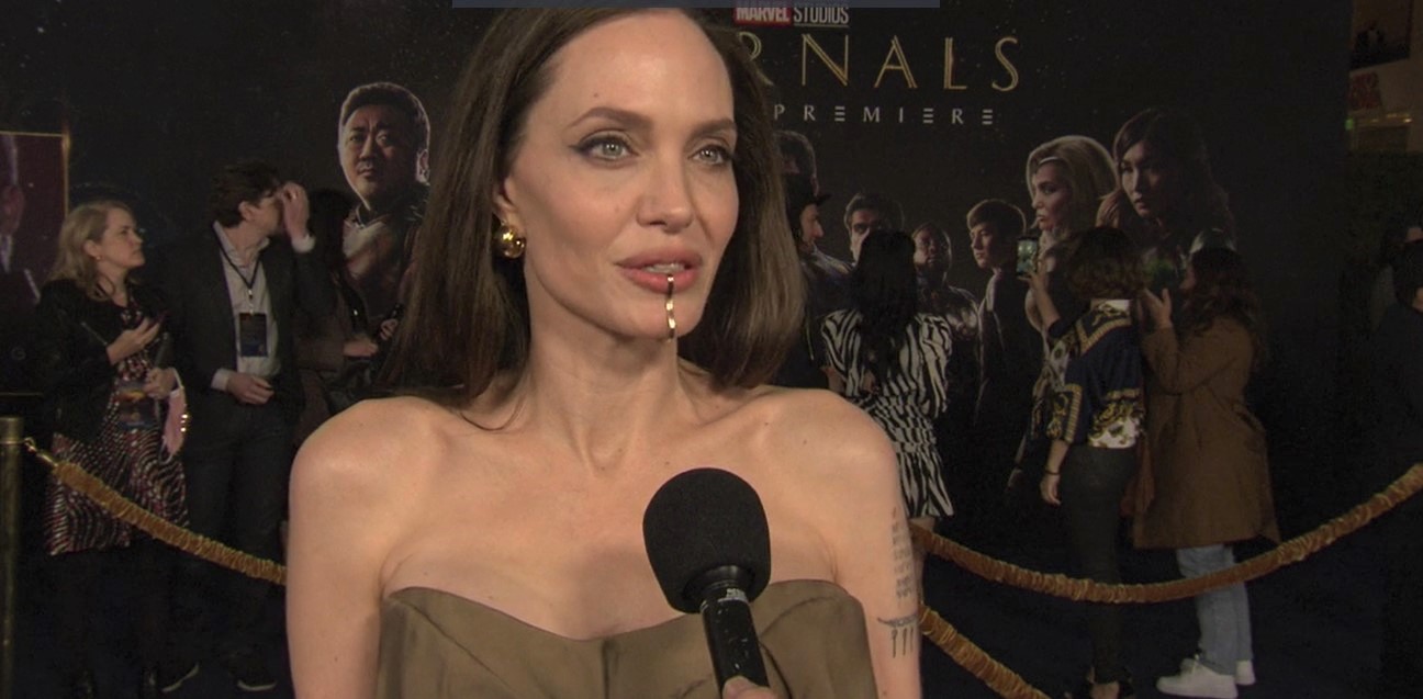 Eternals: il film con Angelina Jolie e Richard Madden, immagini dell'anteprima a Hollywood