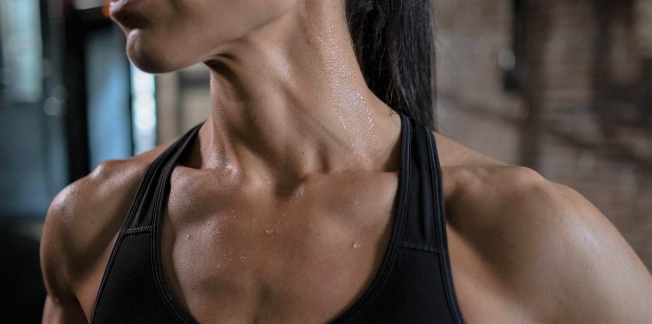 Fitness: l’allenamento per sviluppare i  muscoli delle spalle