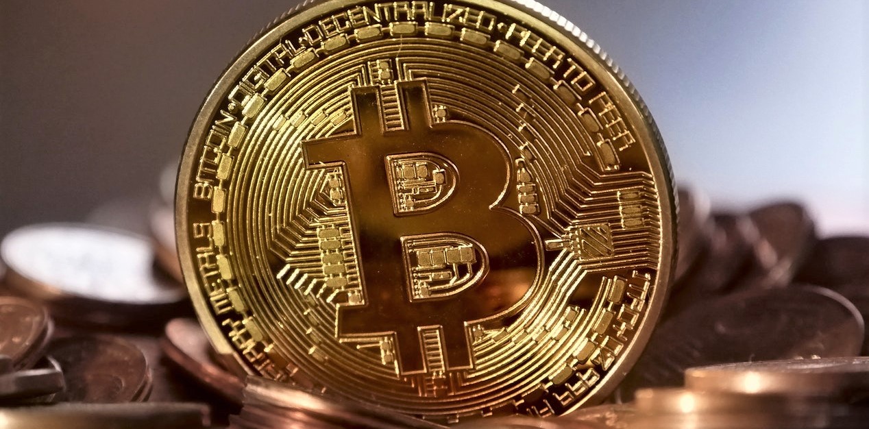 Bitcoin, come funziona l’investimento in criptovalute che è in costante ascesa