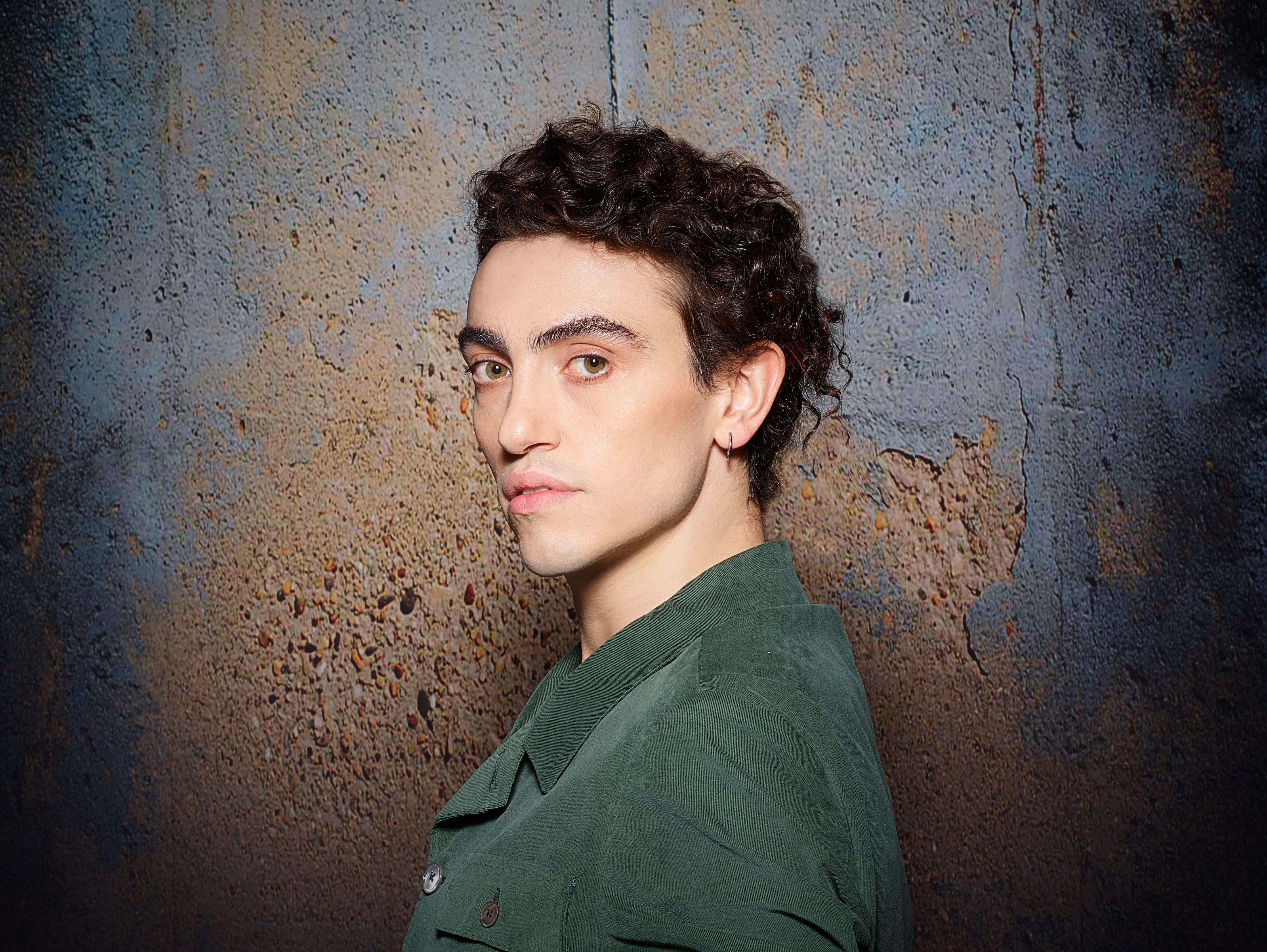 Sanremo 2022, Michele Bravi in gara con il nuovo singolo Inverno dei fiori