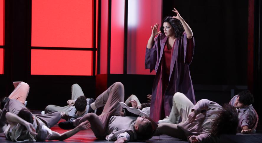 opera-macbeth-di-giuseppe-verdi---teatro-alla-scala-milano---immagini-216_0H2A3845_Netrebko_ph_Brescia_e_Amisano_©_Teatro_alla_Scala.jpg