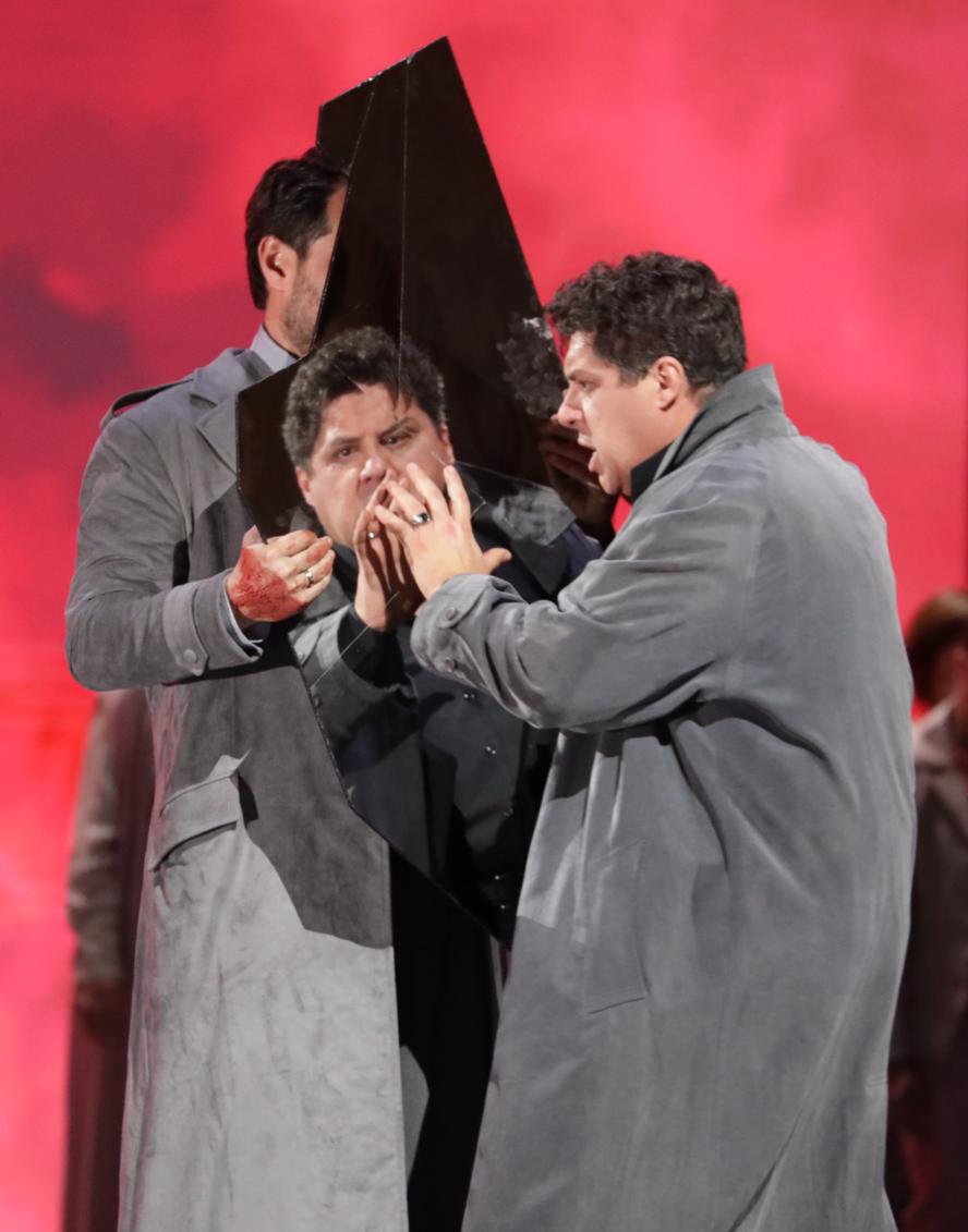 opera-macbeth-di-giuseppe-verdi---teatro-alla-scala-milano---immagini-233_0H2A3930_Salsi_Abdrazakov_ph_Brescia_e_Amisano_©_Teatro_alla_Scala.jpg
