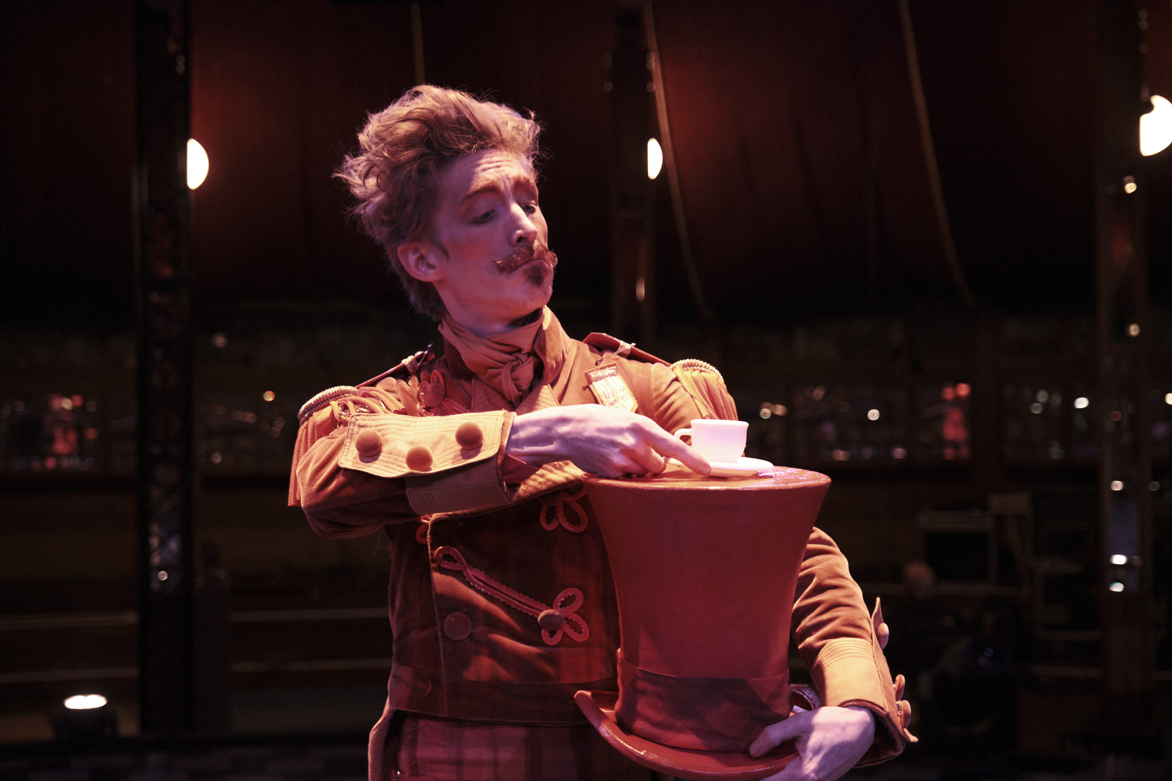 teatro---alice-in-wonderland----immagini-2147-B-0707.jpeg