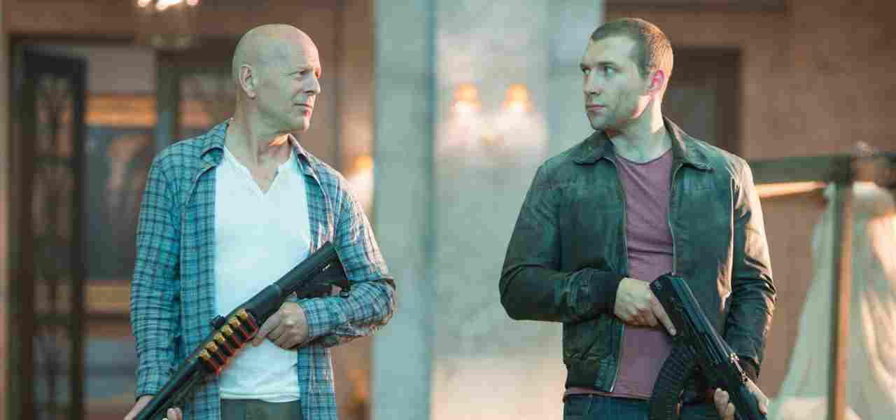 Bruce Willis: Red2 tra Die Hard e l'annunciato Die Hardest. I duri non vanno mai in pensione