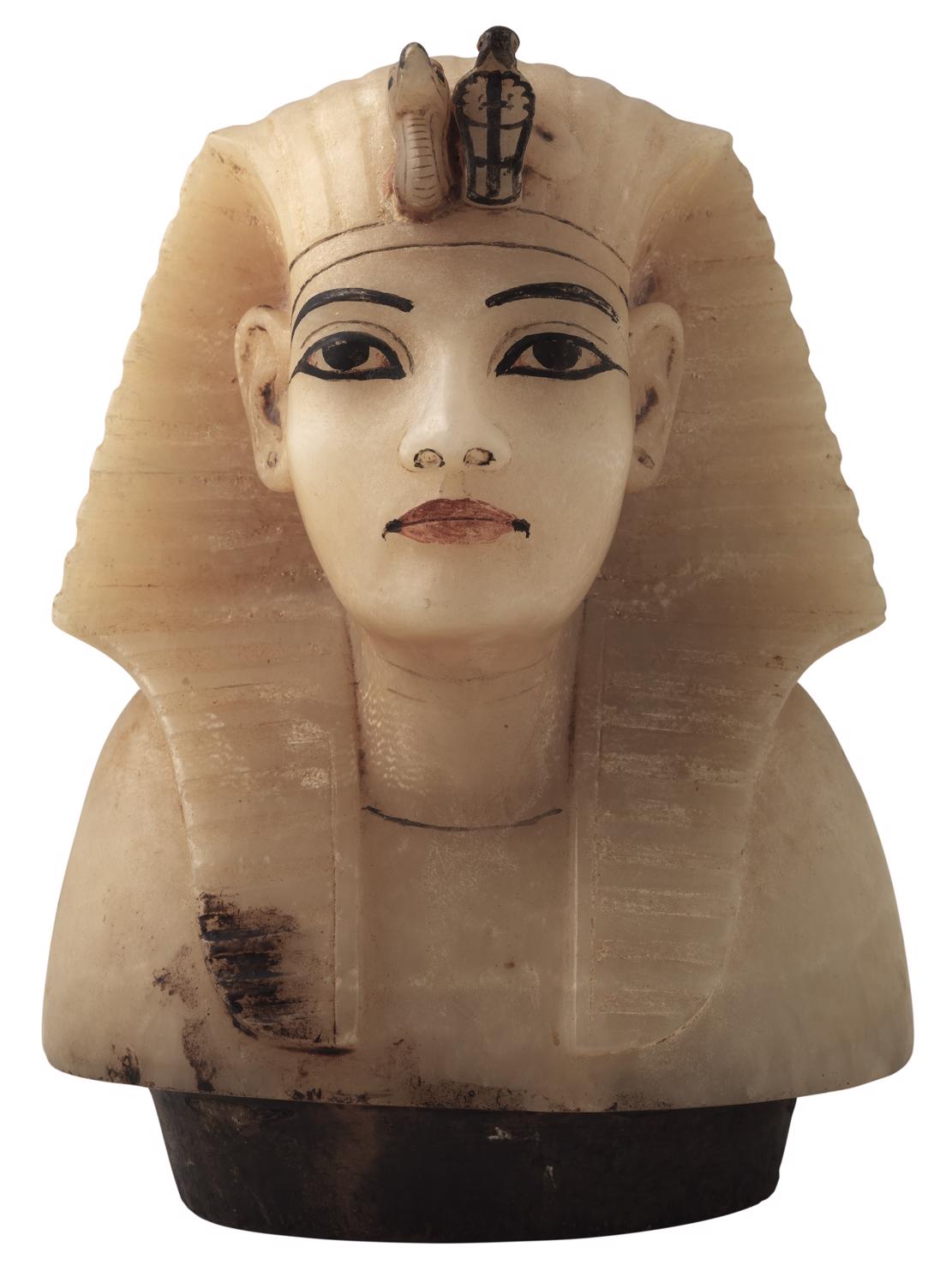 tutankhamon---immagini-Calcite_Stopper_for_Canopic_Jar-King's_Head_┬®Laboratoriorosso_Productions.jpeg