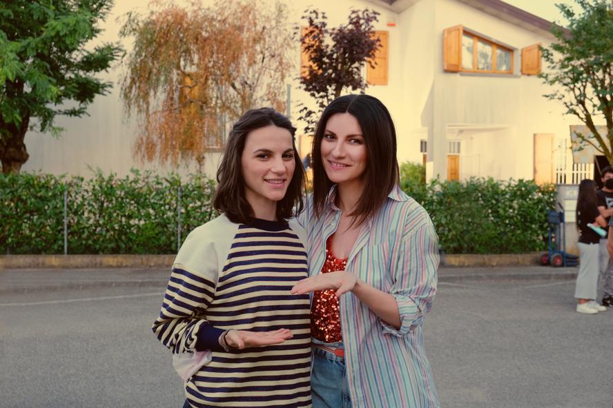 Laura-Pausini-nuovo-album-immagini-PrimeVideo_LauraPausini_PiacerediConoscerti_2.jpg