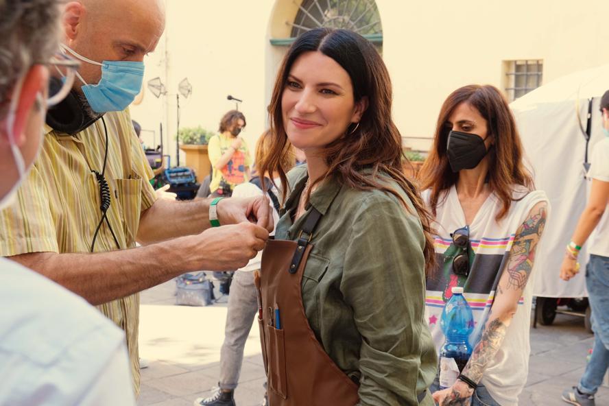 Laura-Pausini-nuovo-album-immagini-PrimeVideo_LauraPausini_PiacerediConoscerti_4.jpg