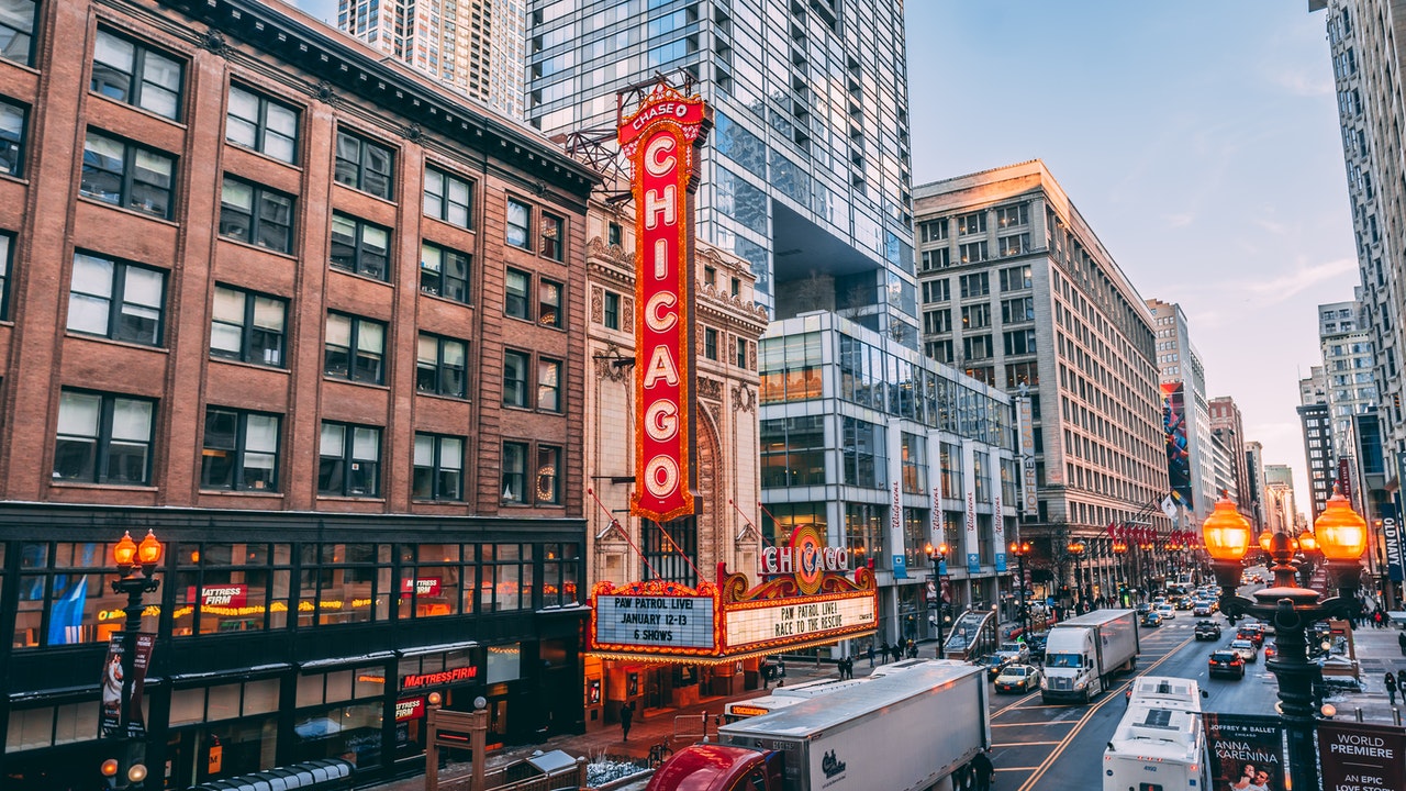 chicago-pexels-chait-goli-1823681.jpg