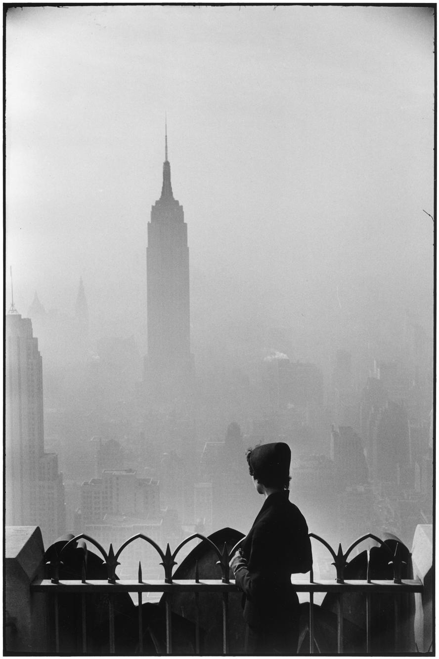 mostra-ancona----senigallia---icons-di-elliott-erwitt---immagini-USA._New_York_City._1955._©Elliott_Erwitt.jpg