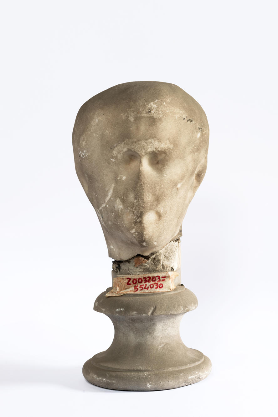 mostra-roma---terme-di-diocleziano---le-forme-del-tempo-----immagini-WEB_MuseoNazionaleRomano_TermeDiocleziano_2003203_=_554030_Ritratto_maschile_Provenienza_ignota_I_secolo_dC_(forse_età_augustea).jpg