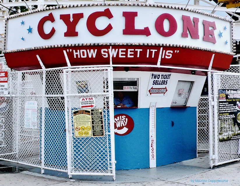 mostra-pavia---2009-luna-park-dell-anima-–-coney-island-brooklyn----immagini-mostra-pavia---2009-luna-park-dell-anima-–-coney-island-brooklyn----immagini_(3).jpg