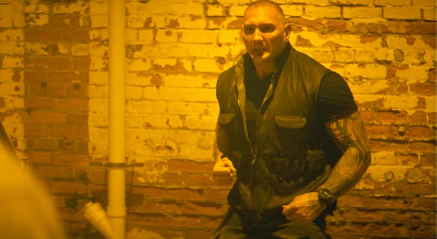 Knock at the Cabin, l’apocalisse nel nuovo film di M. Night Shyamalan con Dave Bautista