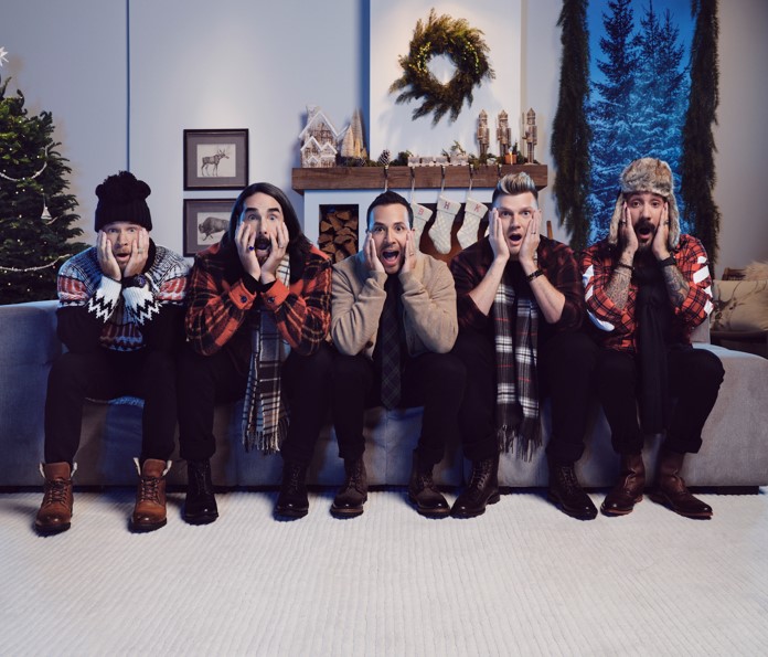 backstreet-boys-album-e-tour---immagini-GROUP_SHOT_HOME_ALONE_FINAL3333333.jpg