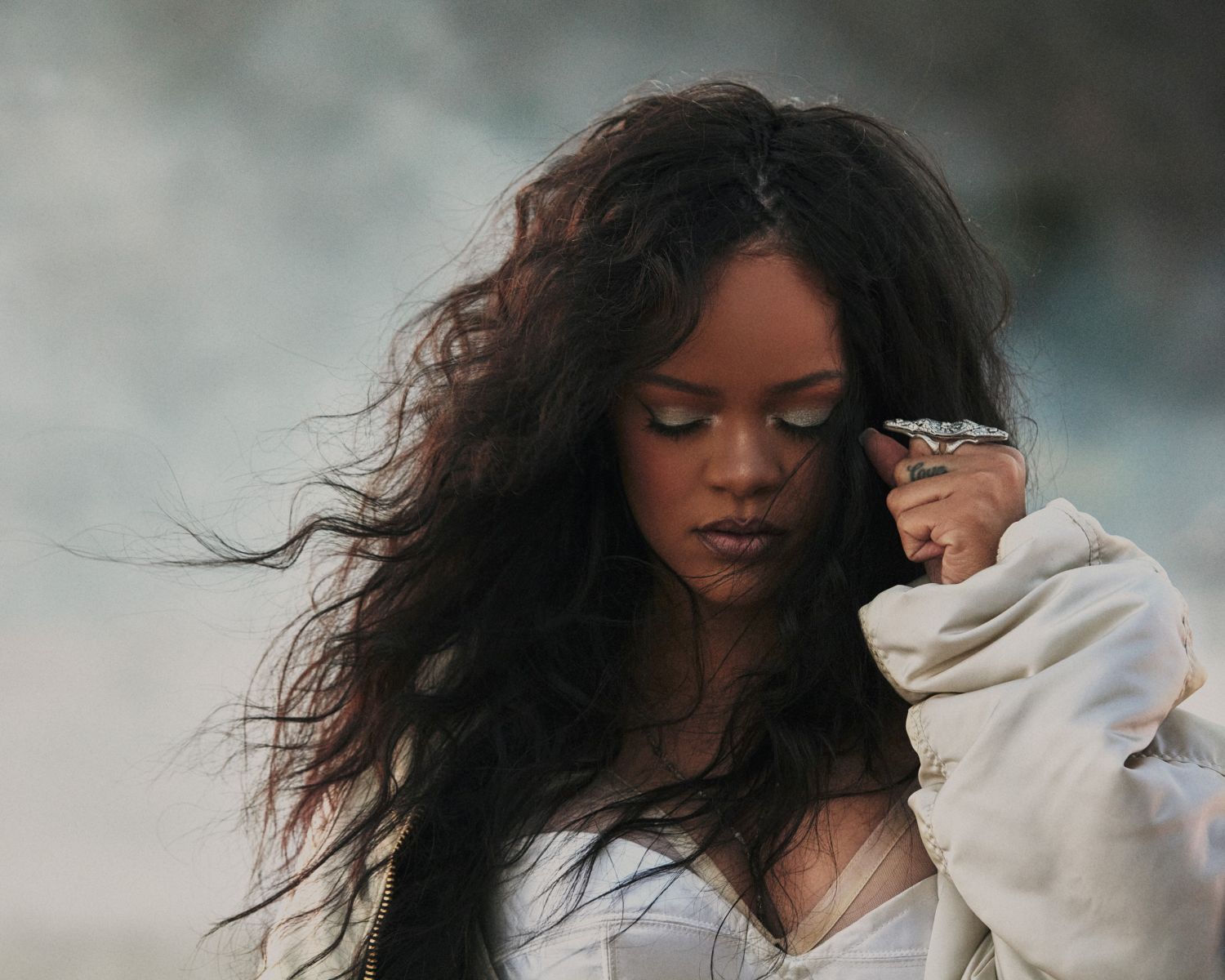 rihanna-album-e-tour---immagini-rihanna_nuovo_album_(1)22.jpg
