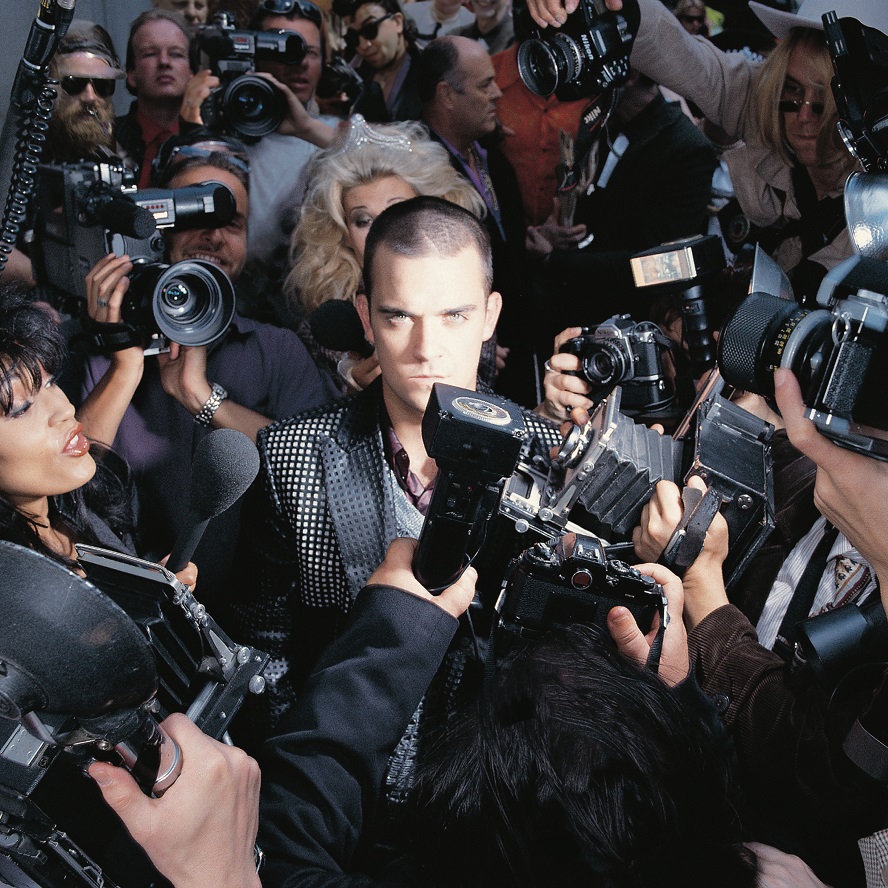 robbie-williams-album-e-tour---immagini-Digital_Cover.jpeg