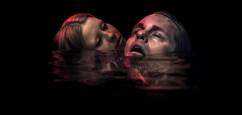 Infinity Pool: trama, cast e uscita del film horror con Mia Goth