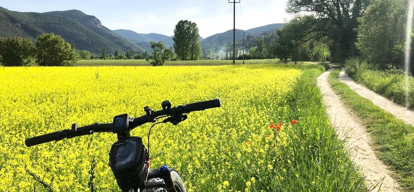 E-bike: in bicicletta nel tour dei laghi in Umbria e nel Lazio