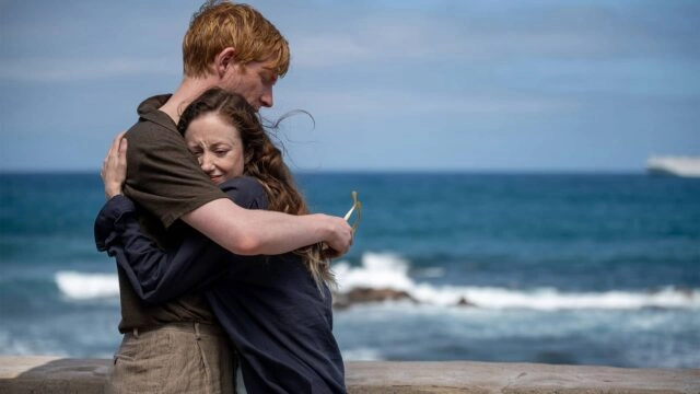 Serie tv Alice & Jack con Andrea Riseborough e Domhnall Gleeson: le anticipazioni