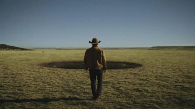 Serie tv Outer Range stagione 2 con Josh Brolin: anticipazioni del western di fantascienza