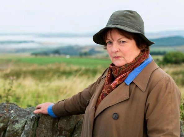 Serie tv crime Vera con Brenda Blethyn stagione 14