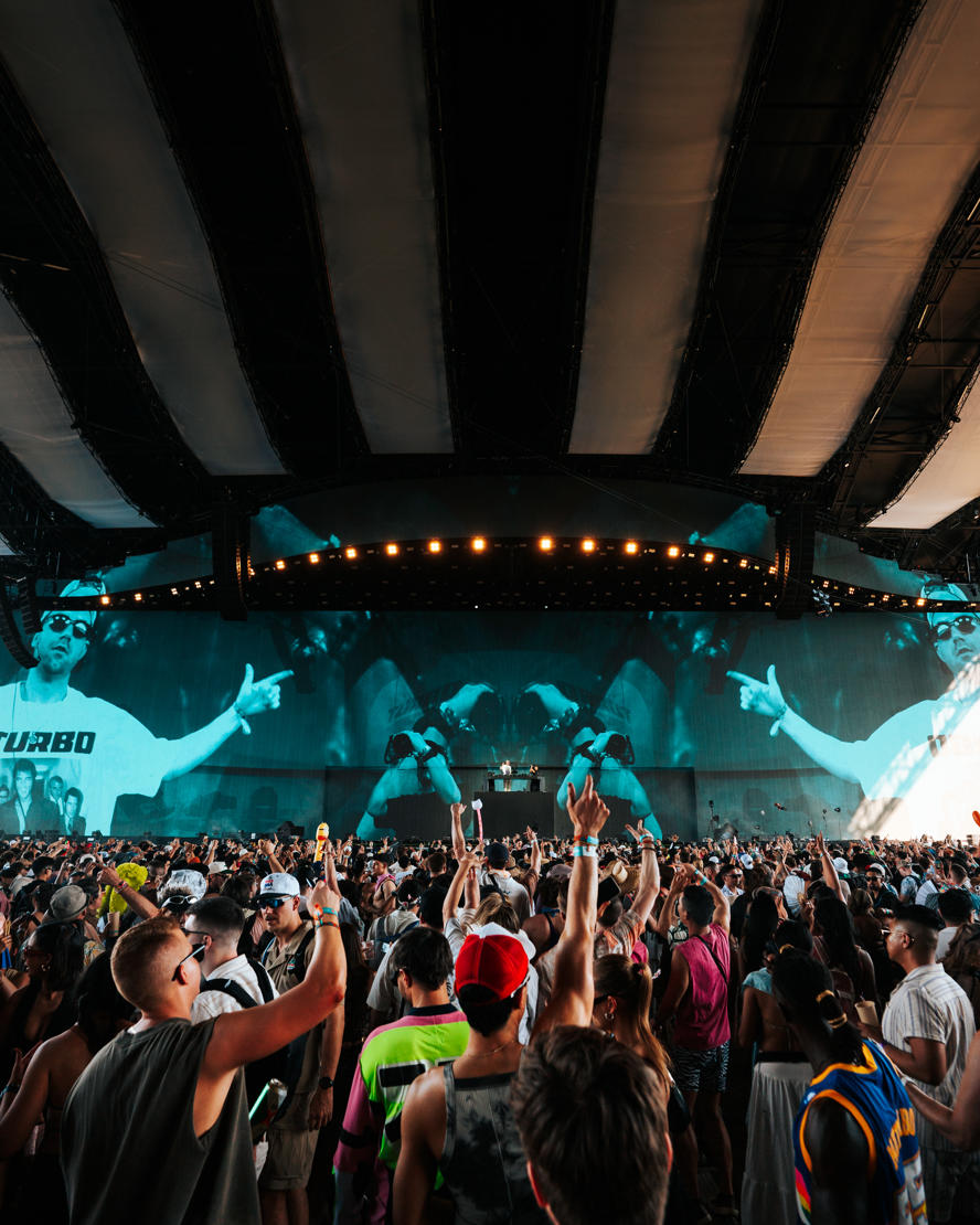 coachella-valley-music-and-arts-festival-2025---immagini-Coachella25_W1_Fri_S_Hutchinson_021382.jpg