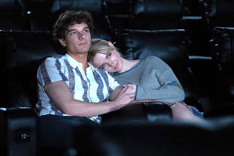Film drama Regretting You, gli errori della madre con Allison Williams e Mckenna Grace