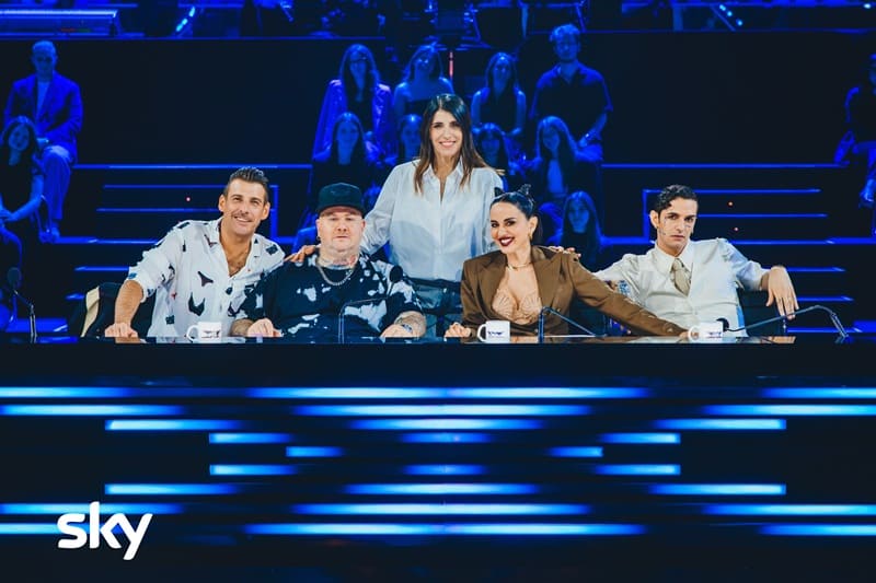 X-Factor 2025, intervista a Giorgia, Achille Lauro, Francesco Gabbani e ai giudici