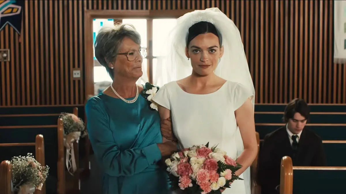 Emma Mackey intervista, interprete di Ella McCay