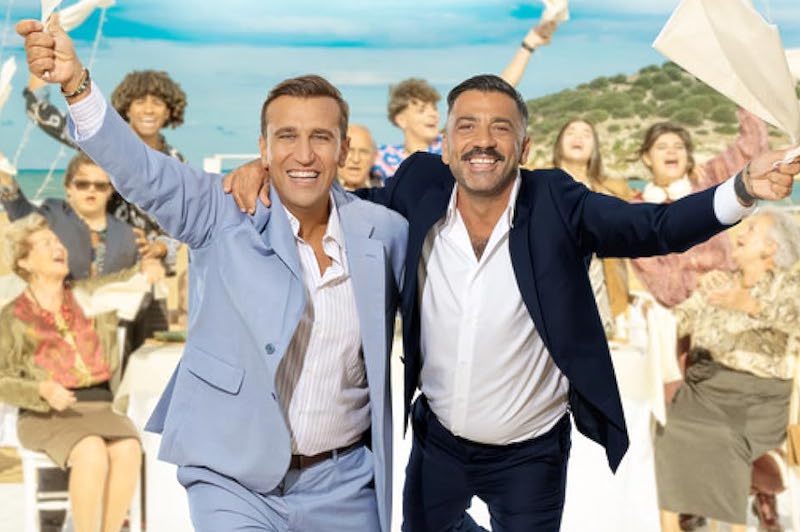 Film comedy Oi vita mia, alloggio in casa di riposo con Pio e Amedeo