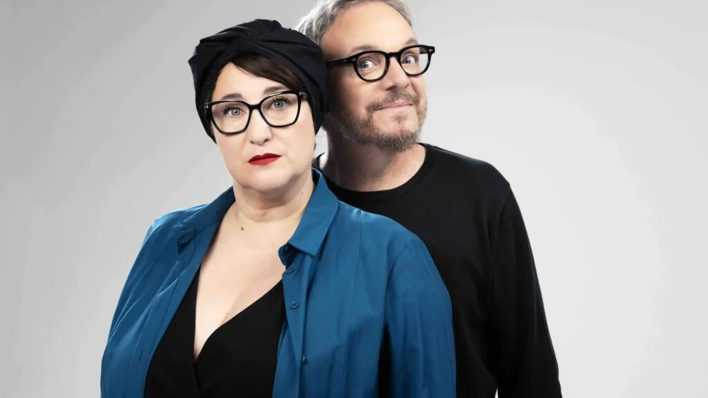 Totalmente Incompatibili, la nuova tournée teatrale di Corrado Nuzzo e Maria Di Biase