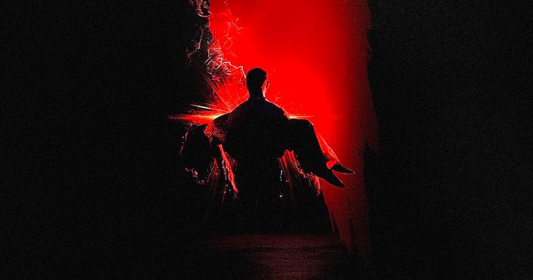 Film mistery The Raven, marito in lutto con Kristos Andrews tratto da Edgar Allan Poe