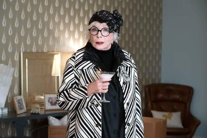 Film drama People Not Places: amicizia con un senzatetto, con Shirley MacLaine e Stephen Dorff