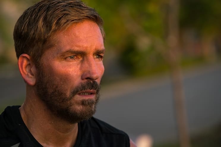 Film action Archangel, progettazione di armi con Jim Caviezel e Olivia Thirlby - trama