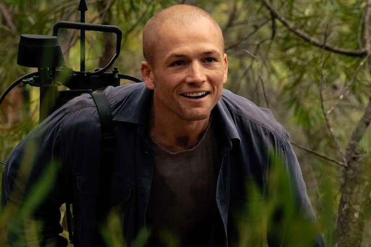 Film crime Kockroach, da scarafaggio a uomo con Taron Egerton e Chris Hemsworth - trama